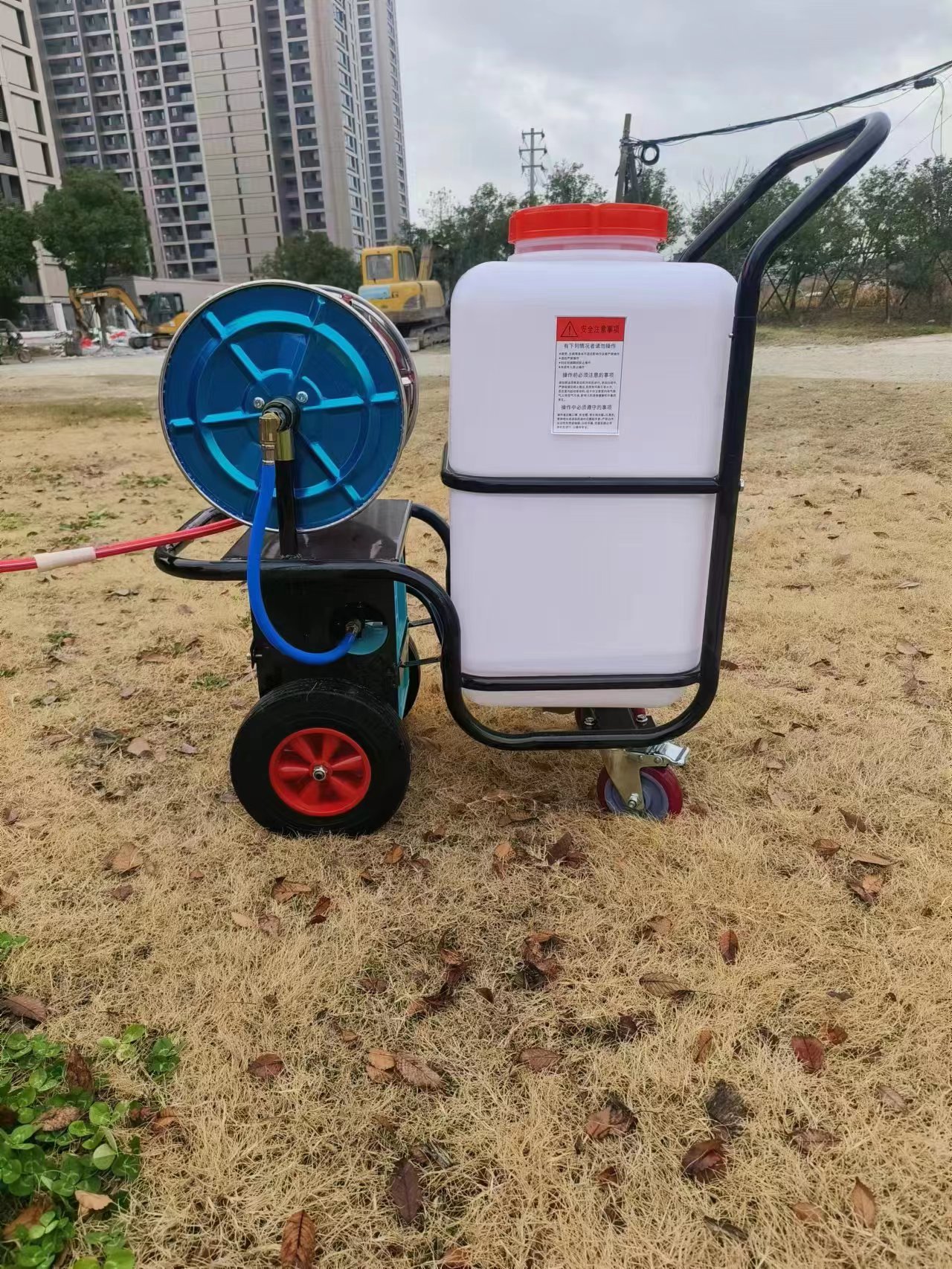 機(jī)動推車式充電常量噴霧器 型號：HM-60CD